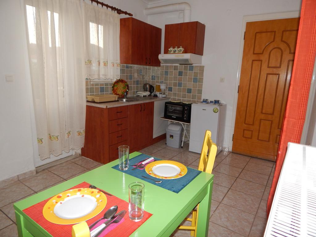 Small Country Apartment In Tripoli Ngoại thất bức ảnh